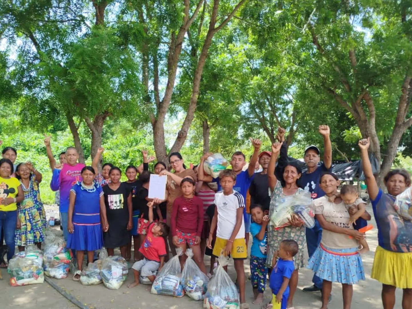 Imagen de la noticia: ¡Nueva Jornada Alimentaria para el asentamiento warao del municipio Bolívar! 
