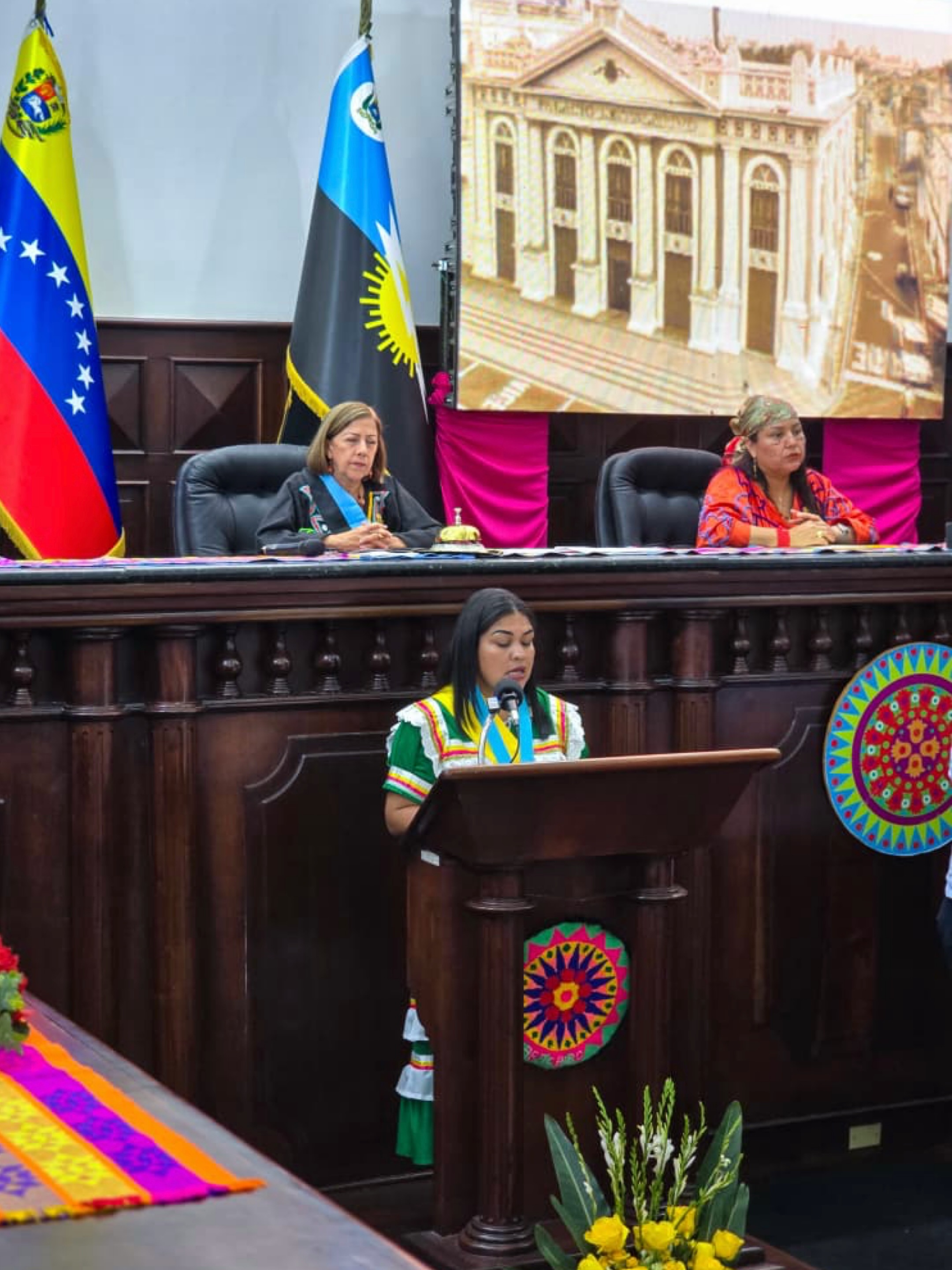 Imagen de la noticia: Sesión solemne del Consejo Legislativo del Estado Zulia