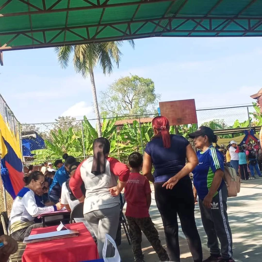 Imagen principal: En mérida ¡El Gobierno Bolivariano brindó atención médica ! 🏔️🇻🇪