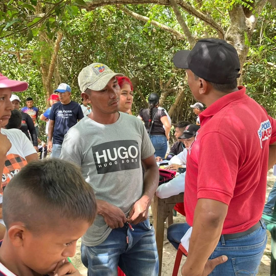 Imagen principal: Más de 130 personas de la comunidad “El Rosario” reciben atención médica integral